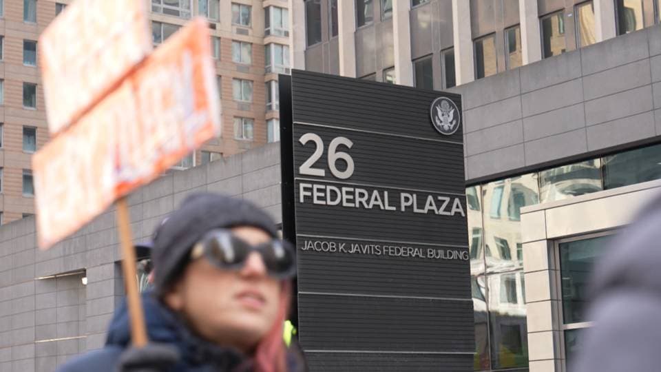 ¿A quiénes está despidiendo Trump entre los empleados federales en período de prueba?