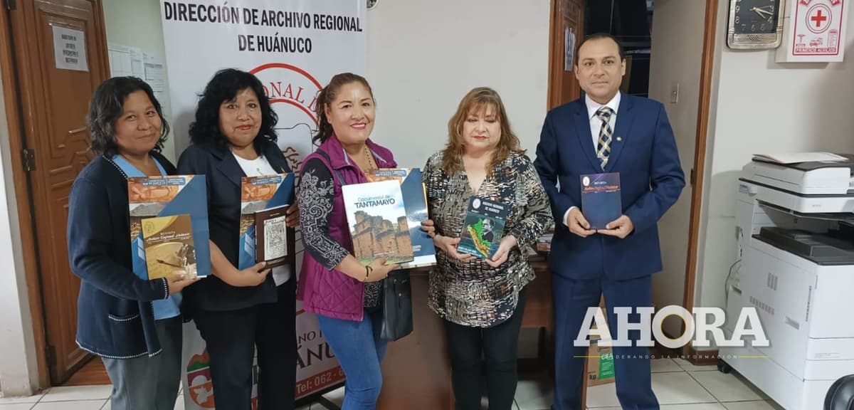 Archivo Regional donó libros a los colegios Las Mercedes y Marino Meza
