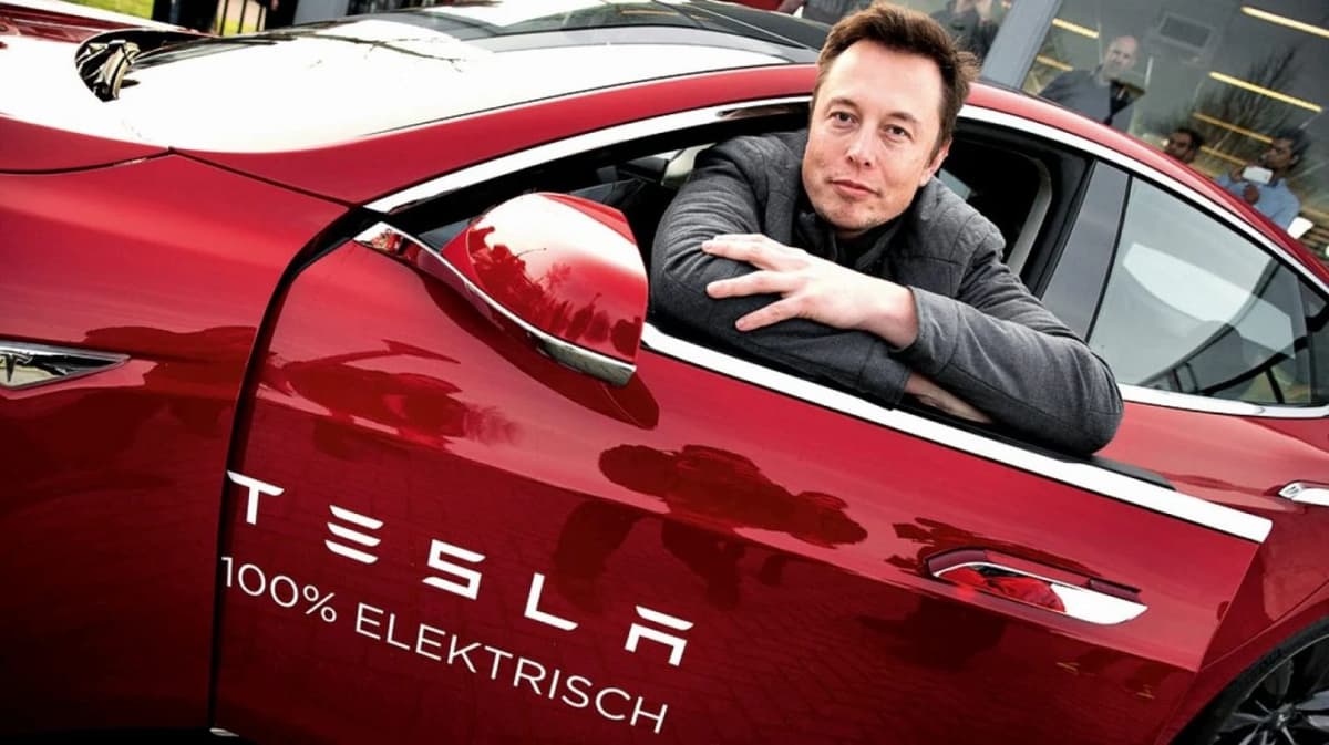 Elon Musk: fuerte críticas recibio por twitter| “Si el PMA, puede describir en este hilo de Twitter, exactamente cómo US$6.000 millones resolverán el hambre mundial, venderé acciones de Tesla ahora mismo y lo haré”
