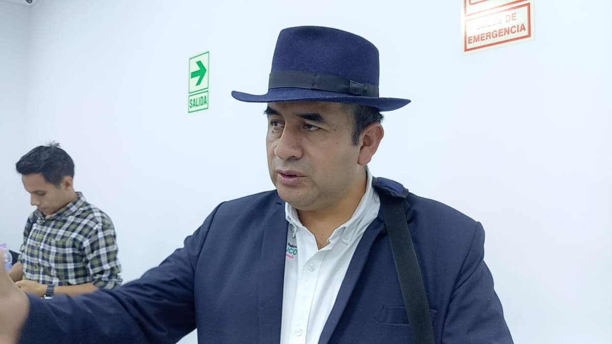 Ricardo Prado cuestiona ausencia del gobernador en sesión del Consejo Regional de Huánuco