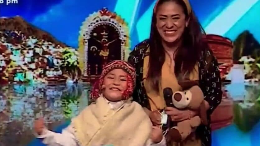 Camilo Zuñiga, participante de “Perú tiene talento”, recibe apoyo de autoridades