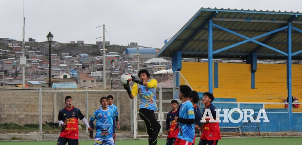 Undac y Columna Pasco lideran torneos en cerro de Pasco
