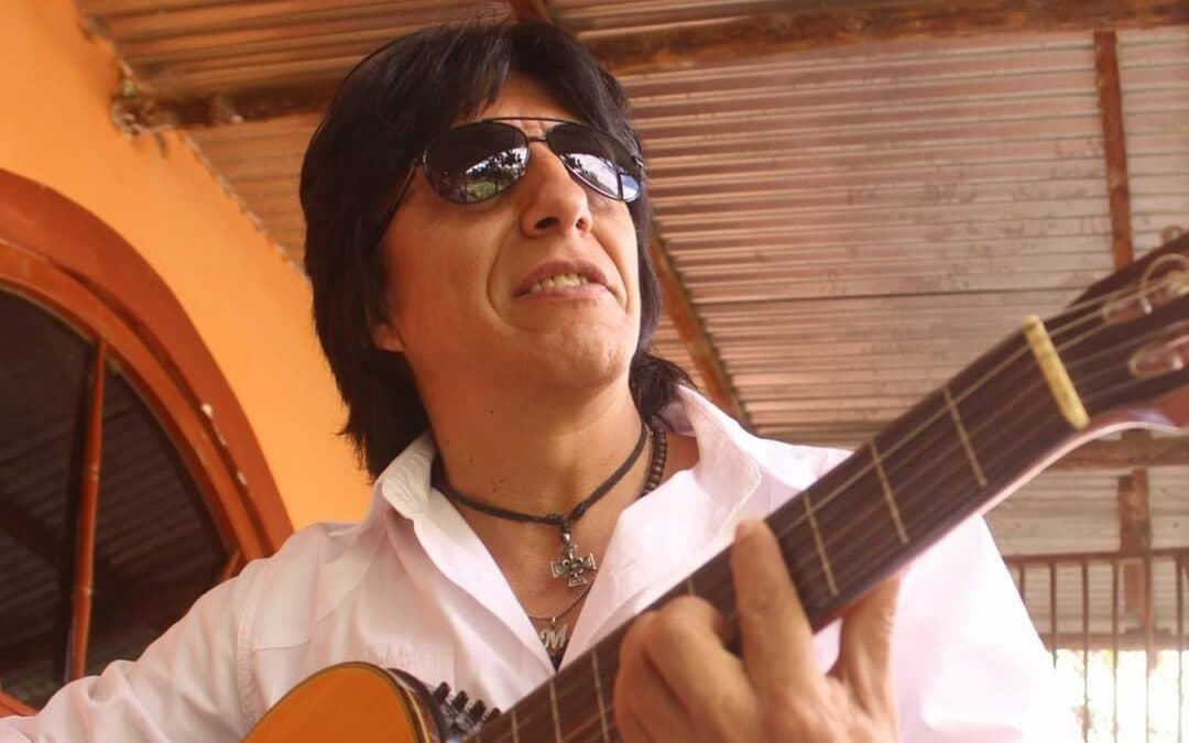 Mito Ramos presentará concierto en Leche Restobar