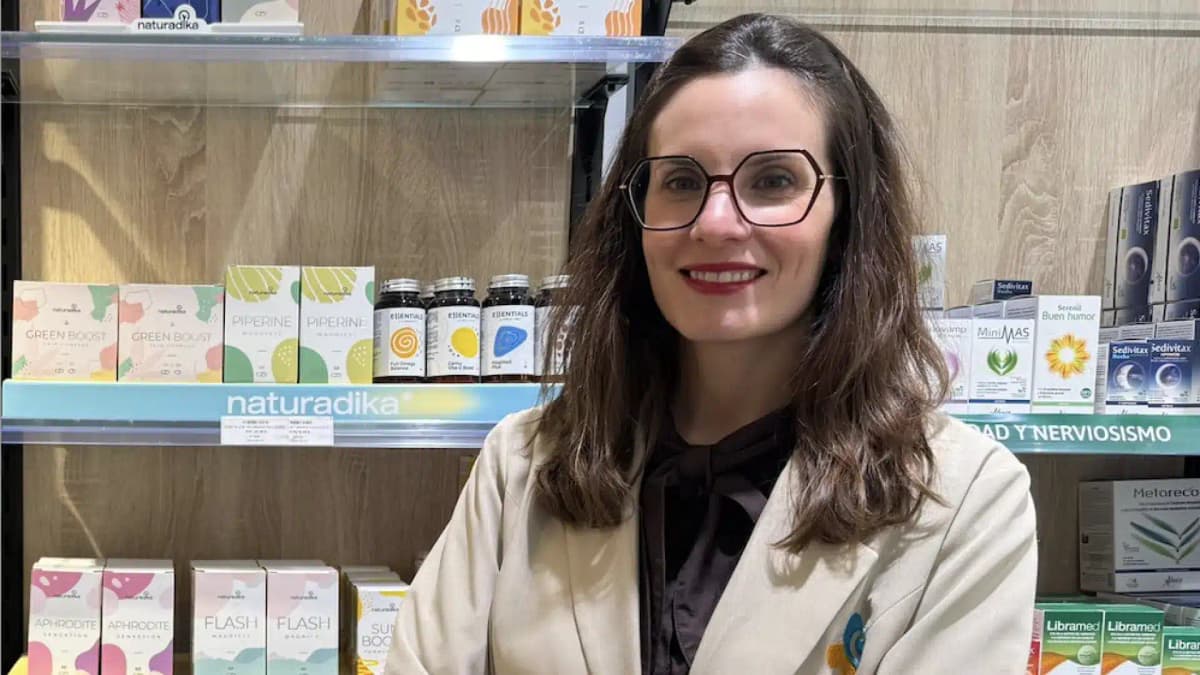 María Blesa, farmacéutica, insiste: el verdadero descanso va más allá de desconectar; el cuerpo debe restablecer su balance.
