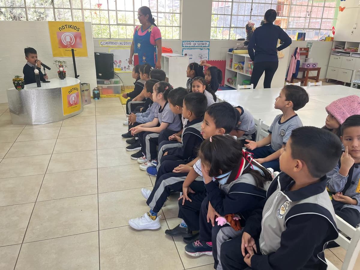 Niños de 5 años descubren el periodismo con entusiasmo en el jardín María Montessori