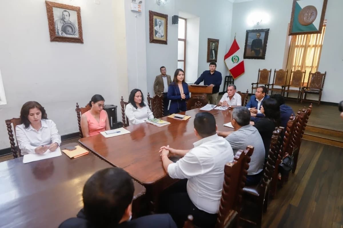 Otra sesión frustrada: Concejales no priorizaron participación y sesión volvió a postergarse