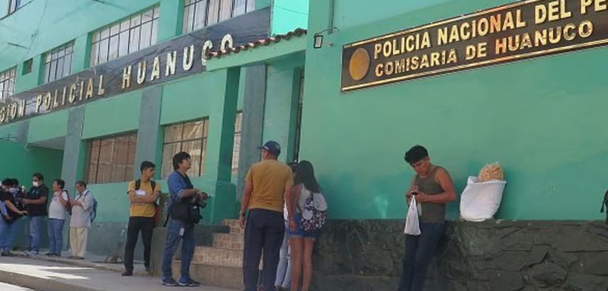 Adolescente habría usado Facebook para vender vehículo menor robado