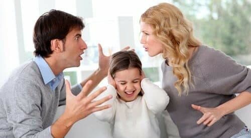 VIOLENCIA INTRAFAMILIAR