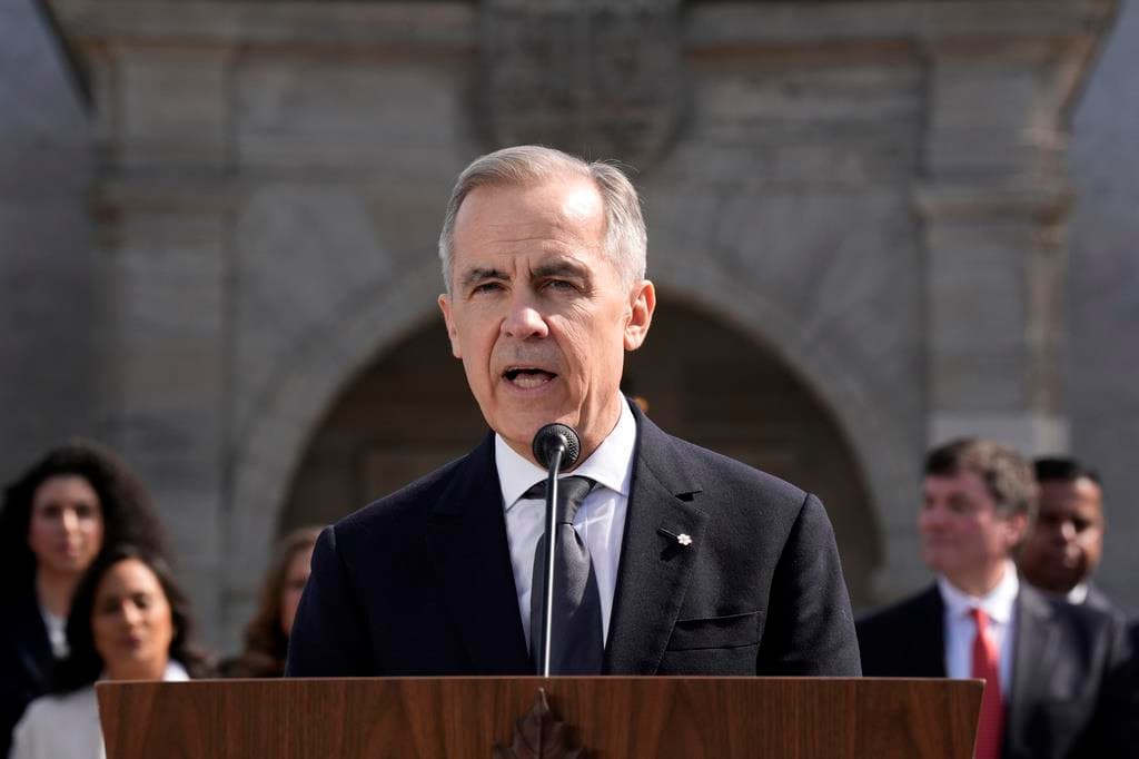Mark Carney acusa a Trump de intentar “romper” Canadá en plena campaña electoral