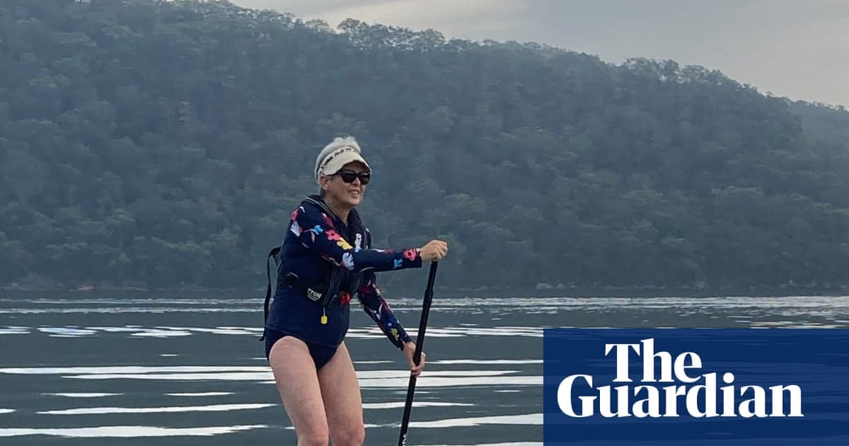 A los 60, paddleboard: calma en agua, fuerza en tierra