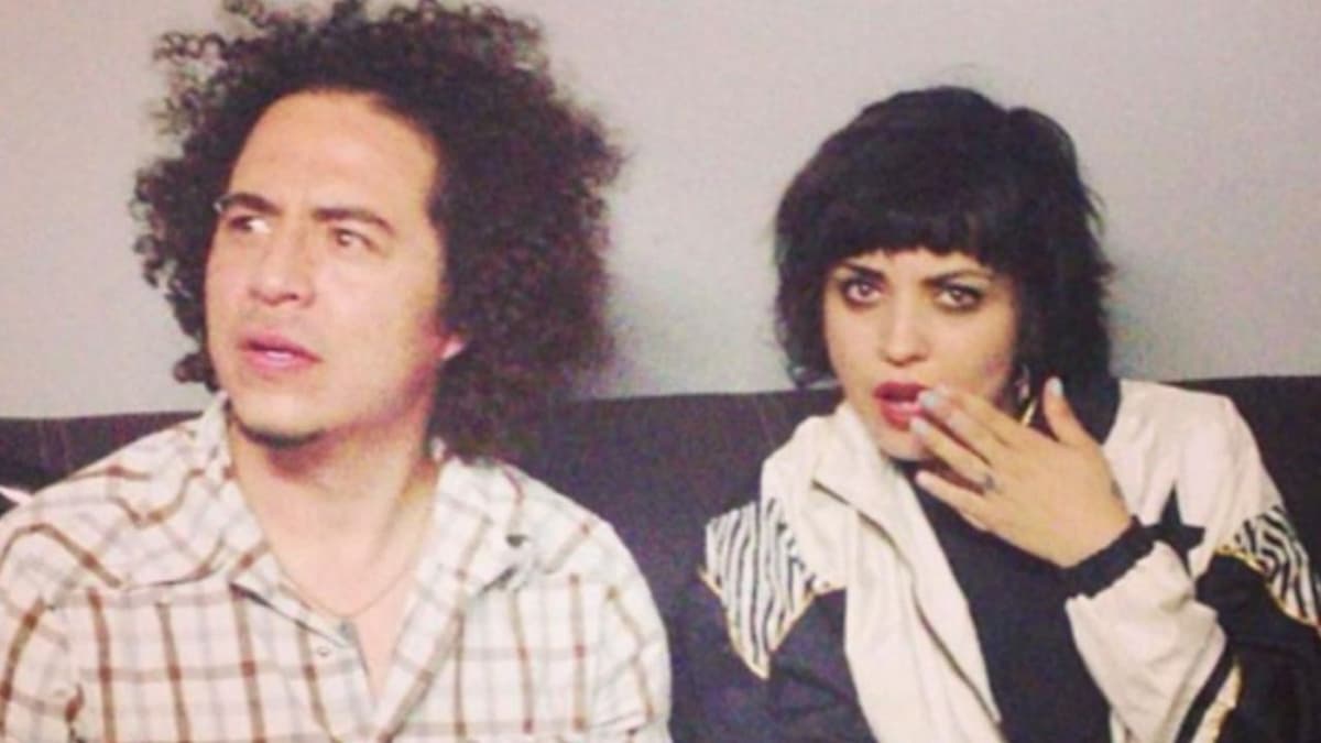 "Mon Laferte" dió a conocer en su instagram la pérdida física del productor César Ceja quien fuera su exnovio