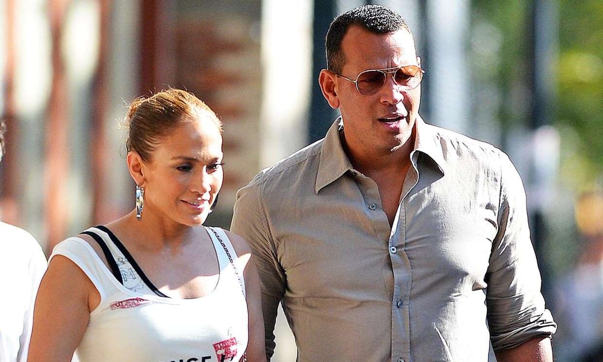En instagram: Alex Rodriguez y Jennifer Lopez dejaron claro con sus mensajes de fin de año que no hay vuelta atrás