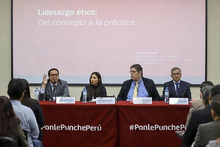 Capacitan en liderazgo ético a funcionarios del Gorehco