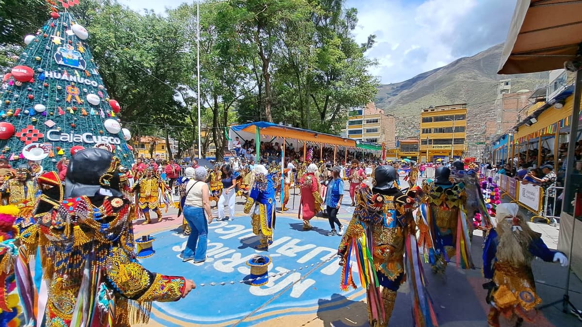Expresión religiosa Cofradía Niño Jesús Comité 12 fortalece tradición cultural
