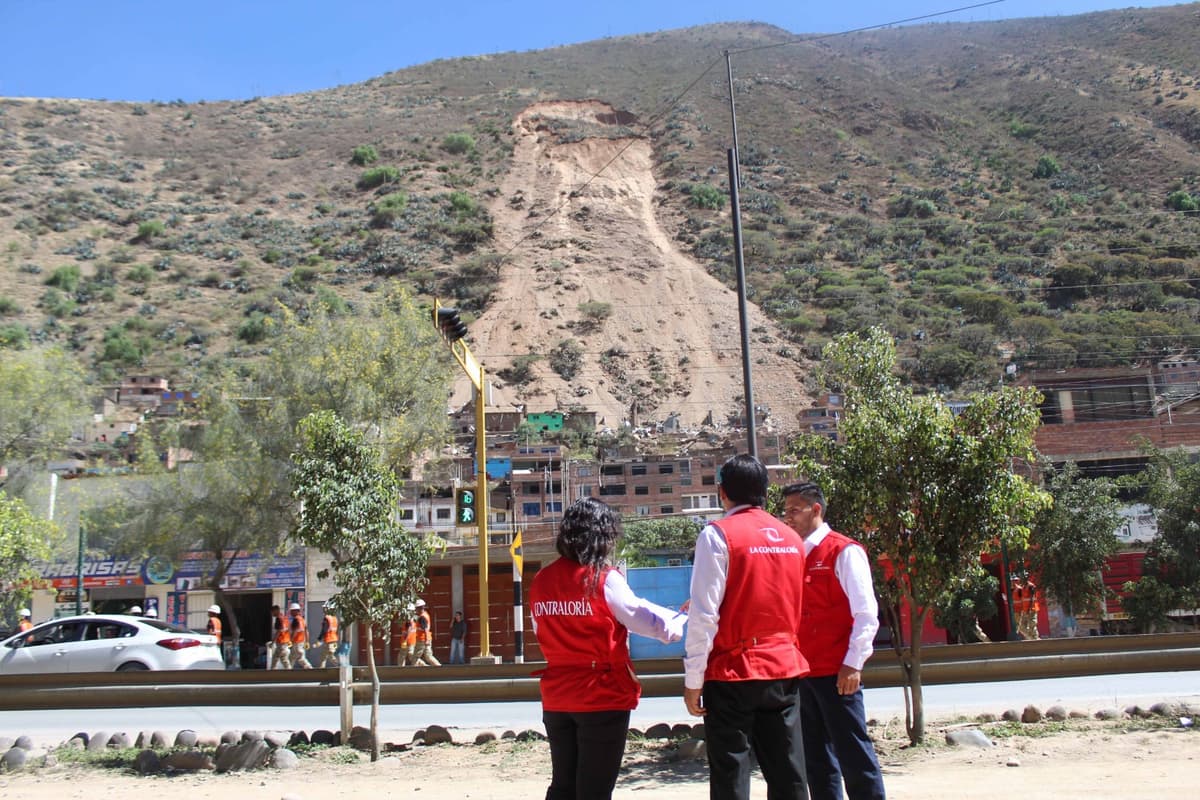 Contraloría supervisa entrega de ayuda humanitaria tras deslizamiento en Ambo