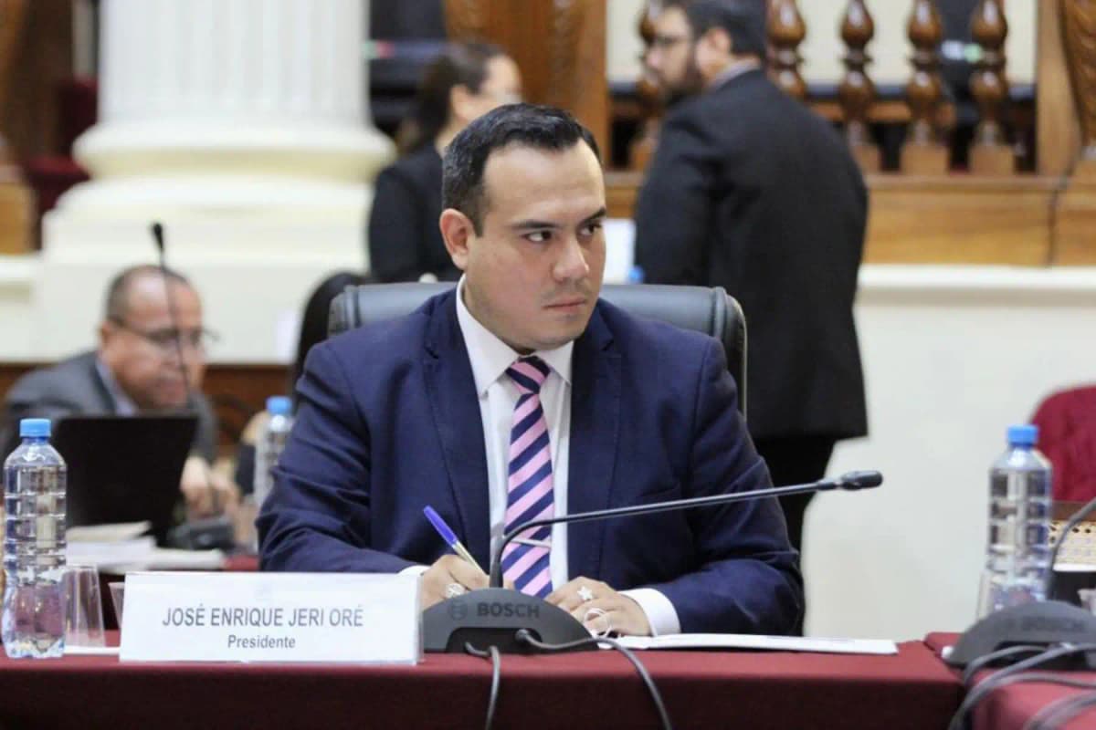 Séptima censura contra José Jerí avanza en el Congreso mientras encuesta le da respaldo mayoritario