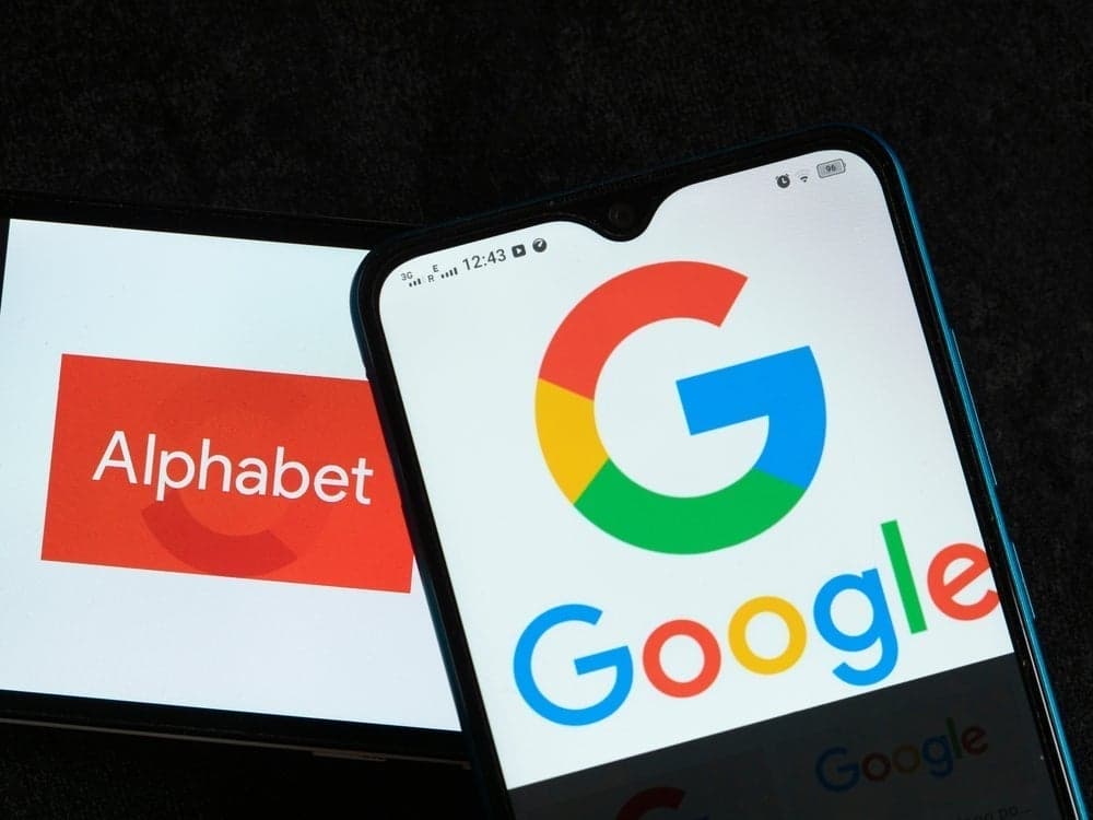 Alphabet, la empresa matriz de Google, anuncia un crecimiento del 12% en sus ingresos.