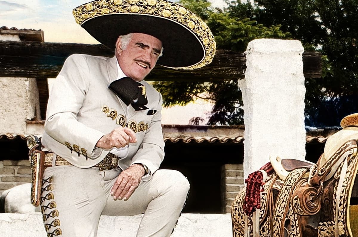 Vicente Fernández: El famoso cantante recae y es trasladado al área de terapia intensiva
