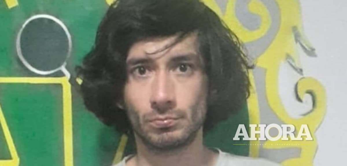 Capturan a sujeto que habría robado laptop y guitarra de Iglesia San Francisco