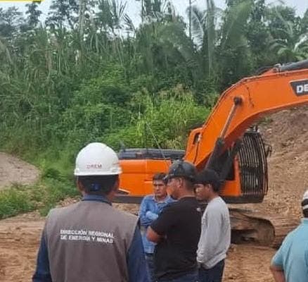 Intervienen a tres personas por presunta minería ilegal no metálica