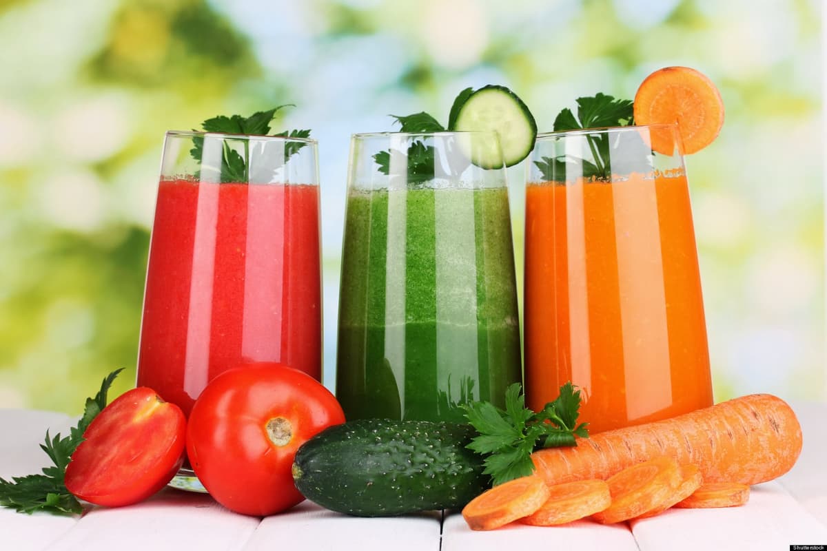 Limpia el estómago con bebidas naturales