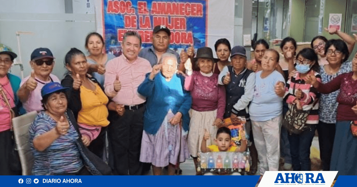 Madres emprendedoras mayores encuentran apoyo en Enrique Pulgar y la ONG ELITE