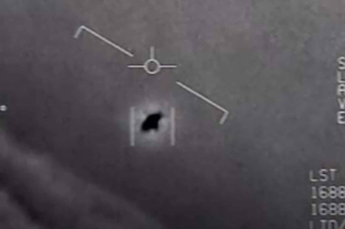 Detección OVNI por la Fuerza Aérea Norteamericana: Un misterioso avistamiento cerca de Canadá