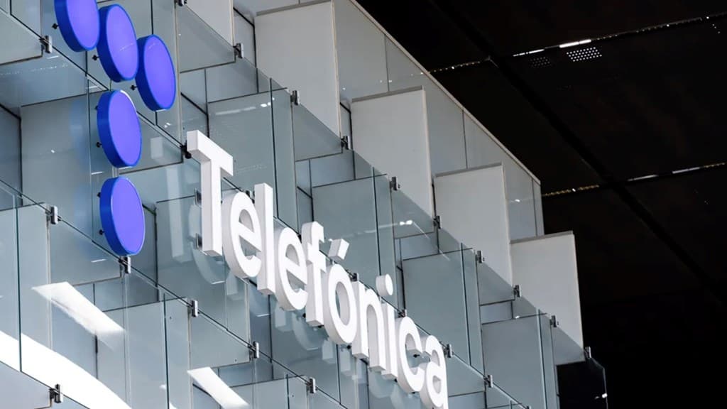 Junta directiva de Telefónica del Perú sugiere cambiar razón social