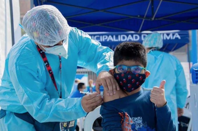 Exhortan a padres a acudir con sus hijos a las jornadas de vacunación