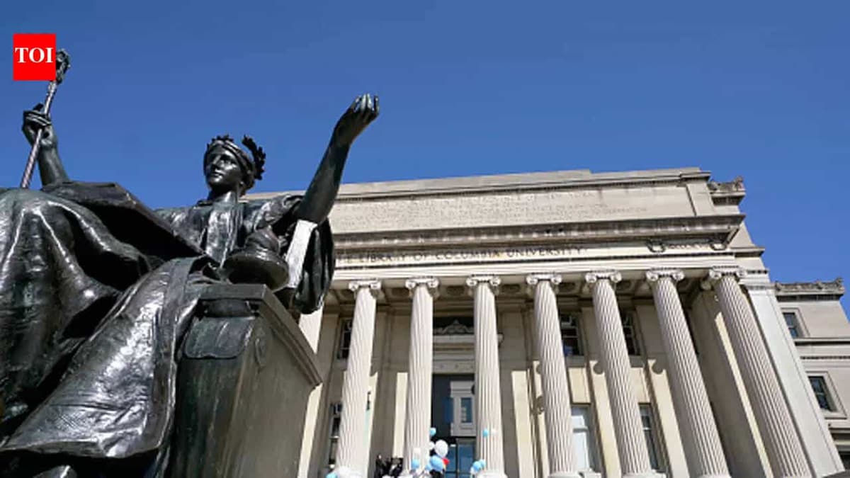 Trump revierte recorte científico: Columbia salva $17 mil millones
