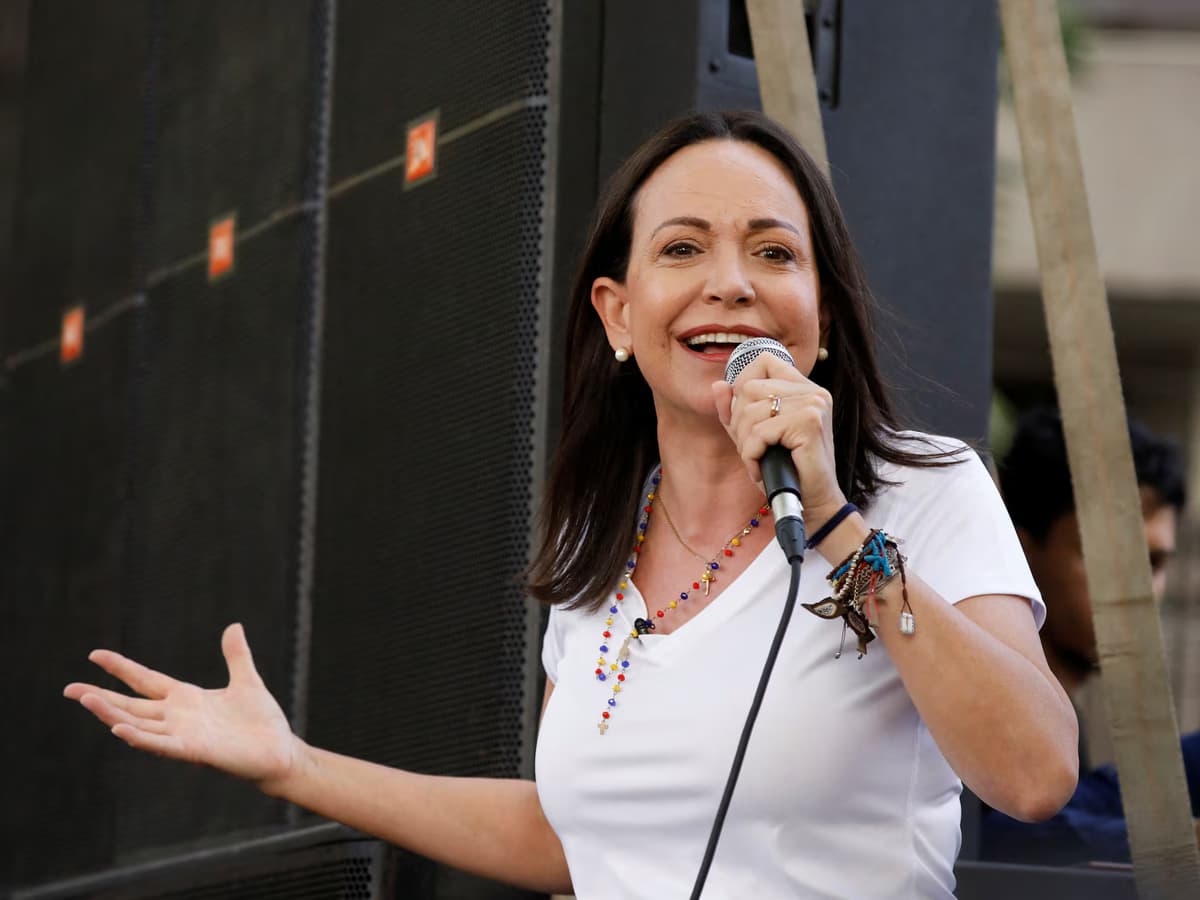 María Corina Machado celebra rescate de cinco opositores refugiados en embajada argentina