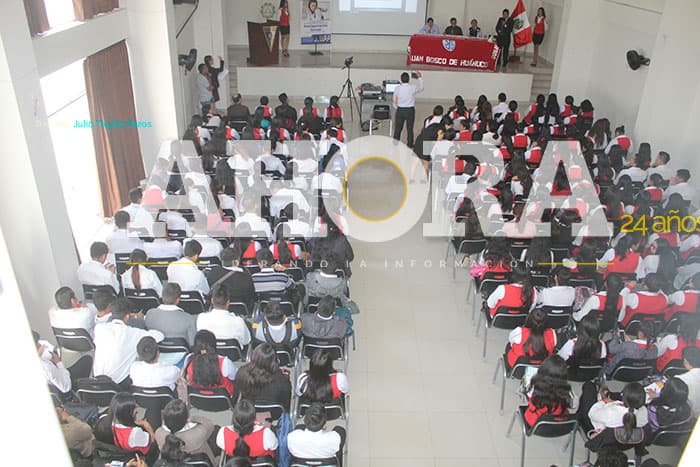 Realizan conversatorio de hostigamiento sexual