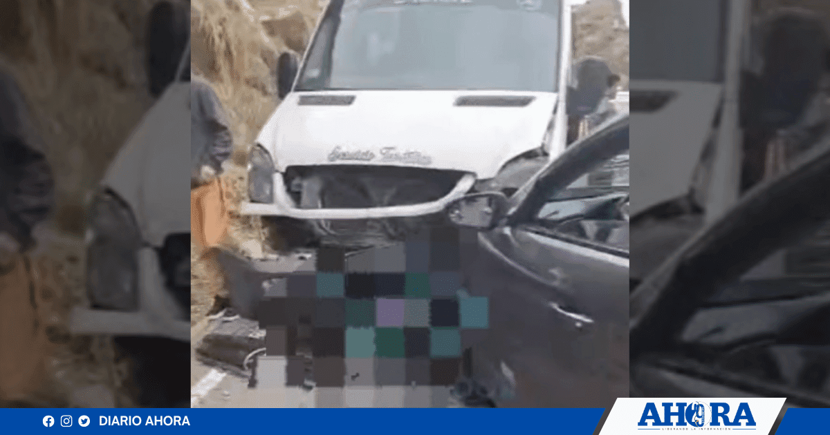 Choque frontal entre auto y miniván de empresa Bacilio deja ocho heridos