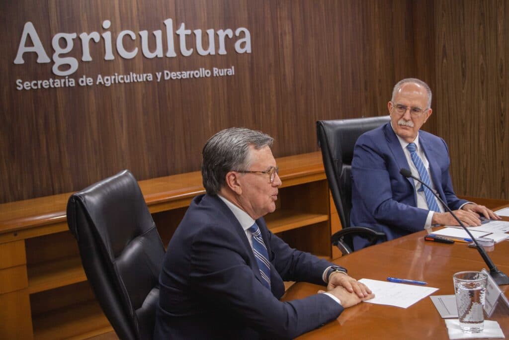 Gusano barrenador causa suspensión de exportación de ganado de México a EE UU por dos semanas