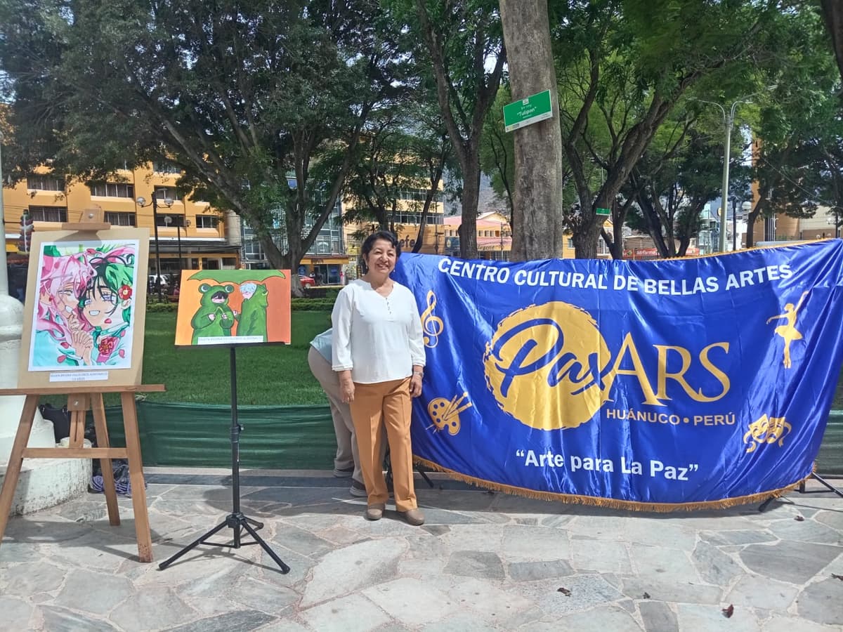 Pax Ars cumple 22 años de creación institucional y celebra con exposición artística infantil en Plaza de Armas de Huánuco