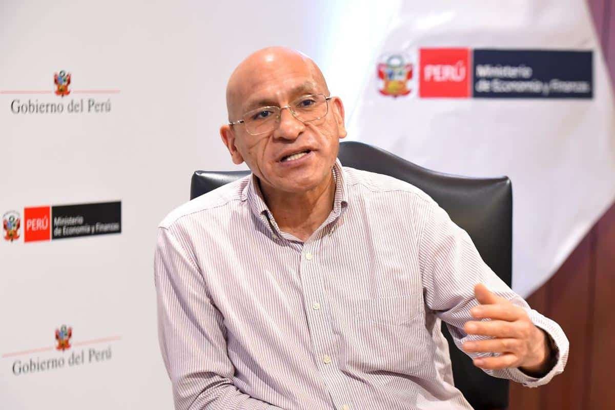 Exministro de Economía: “No estamos creciendo lo suficiente”