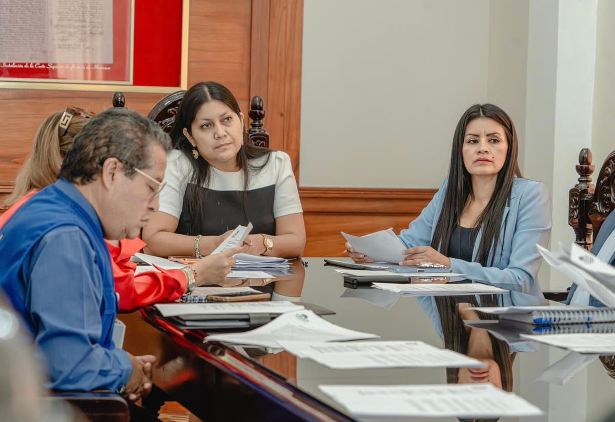 Comisión Anticorrupción emplaza a candidatos a presentar mañana sus propuestas contra la corrupción 