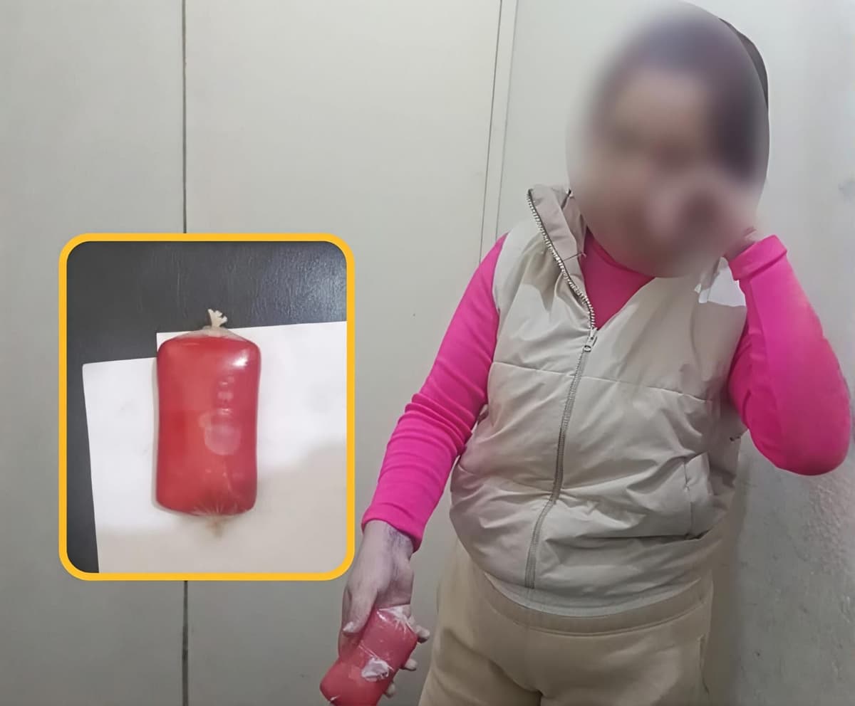Intervienen a visitante por presunto intento de ingresar celular al penal de Cochamarca