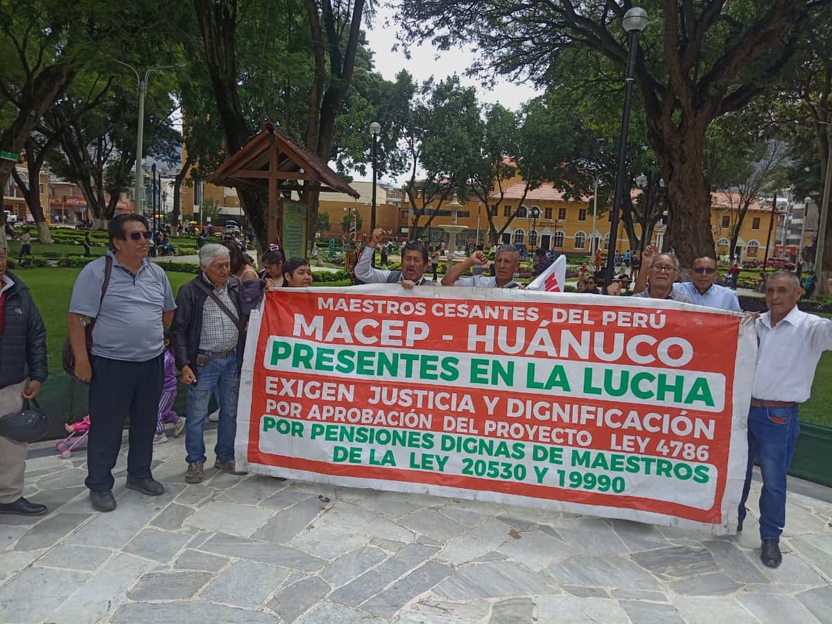 Congreso aprueba por insistencia ley para nivelar pensiones de maestros cesantes y jubilados  