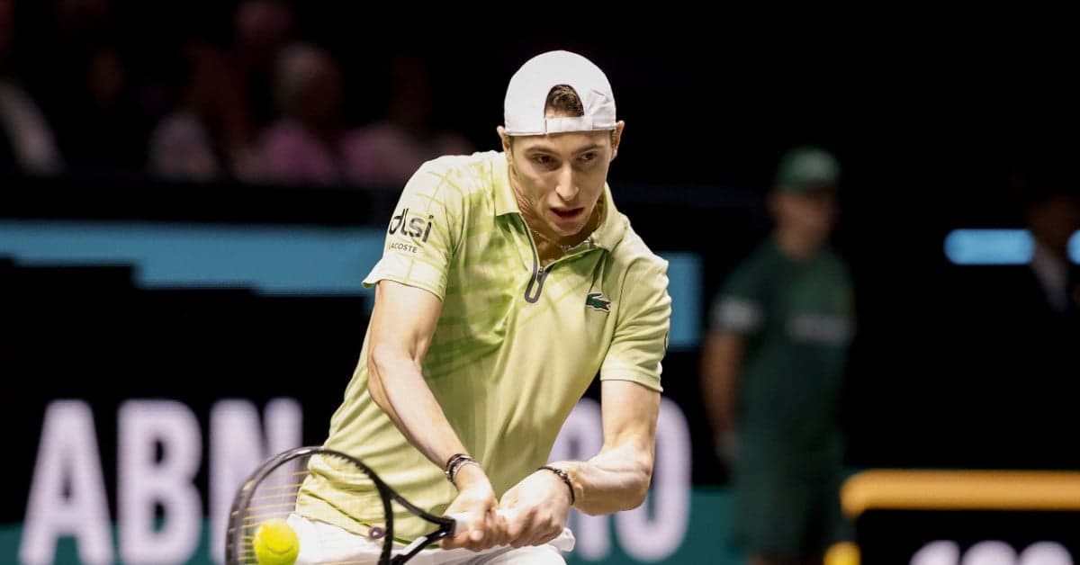 Humbert y Zverev avanzan en Miami; Cazaux y Shelton fuera