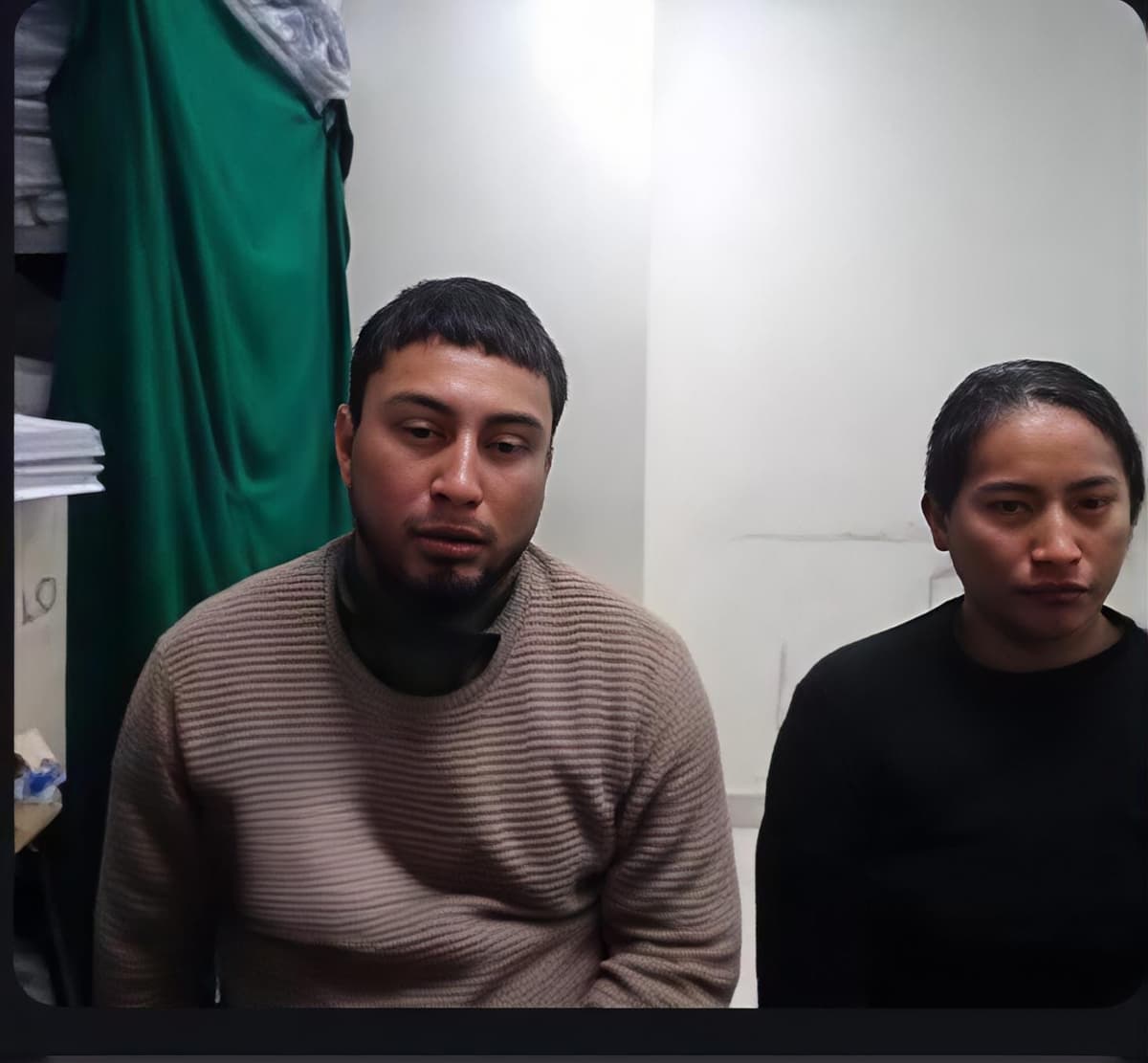 Envían a prisión a pareja investigada por brutal homicidio con picos de botella