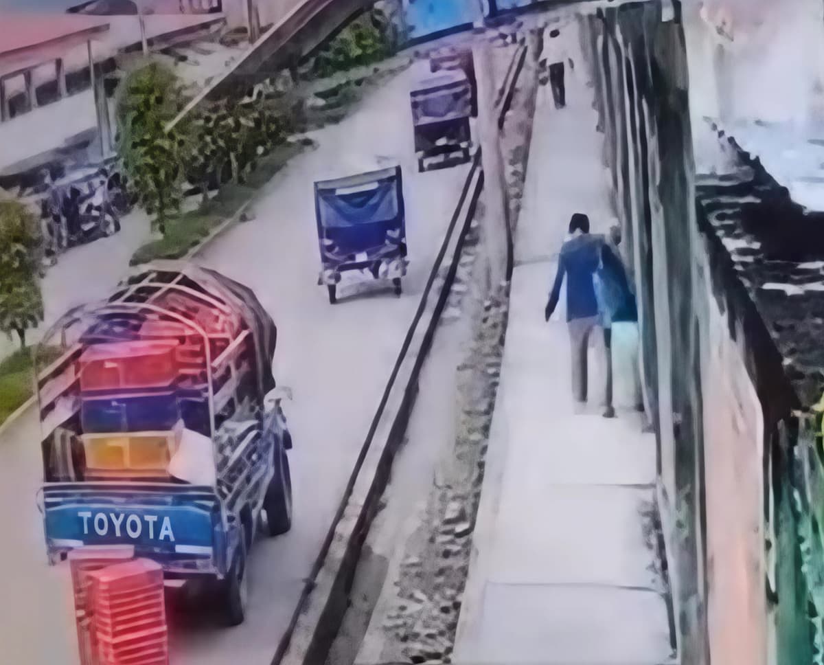 Hurto a comerciante en Huánuco quedó registrado por cámaras de seguridad