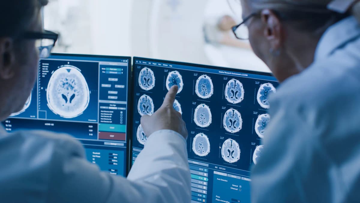 Meningitis: brote descontrolado azota al Reino Unido
