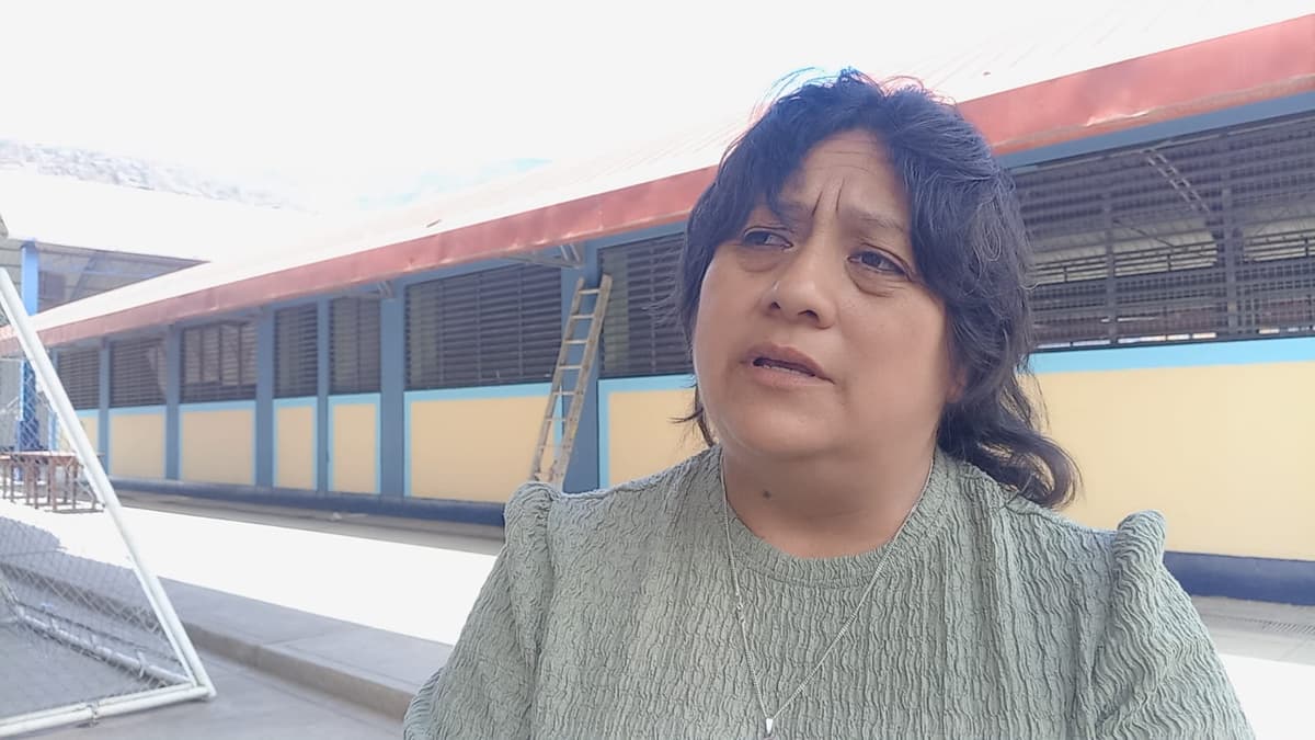 Pedro S. Gavidia inicia clases en 17 aulas prefabricadas tras 3 años sin local fijo.