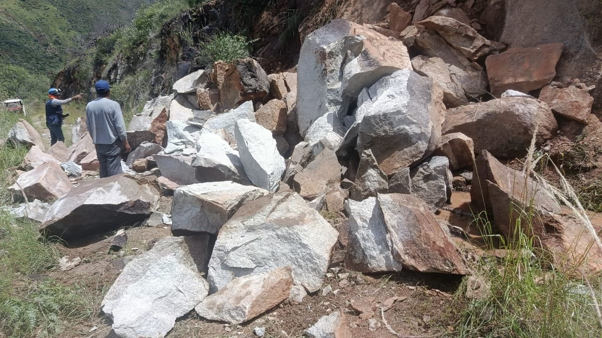 Segundo huaico destruye 100 metros de canal y deja sin agua a Marabamba