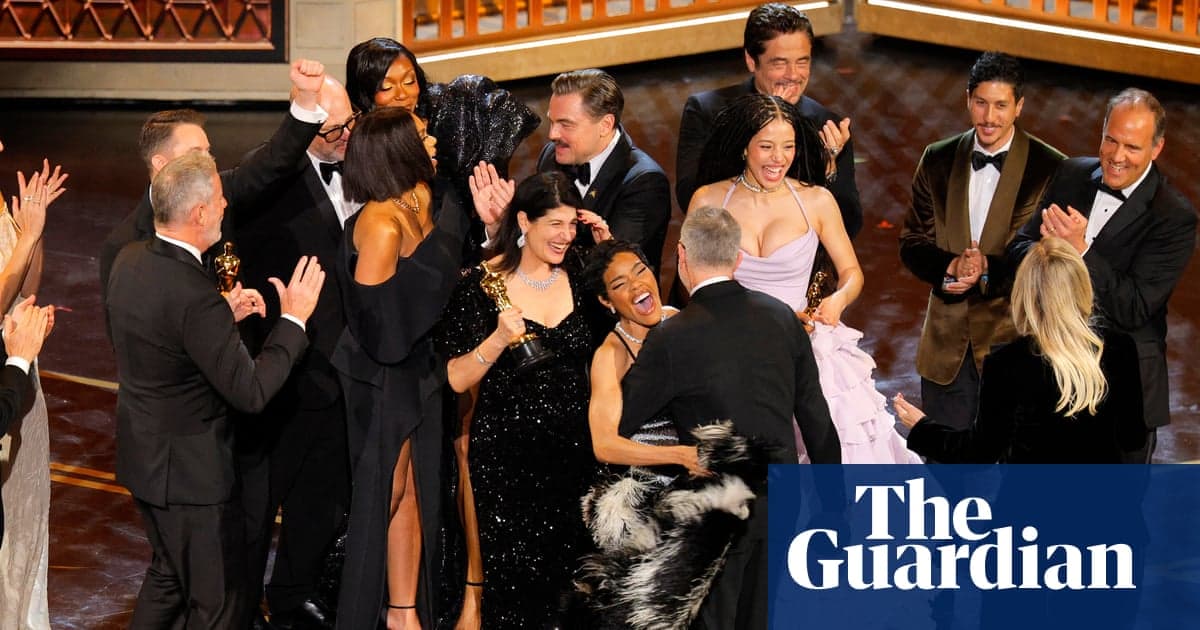 Jordan y Buckley celebran: ¡Su película barre los Óscar!