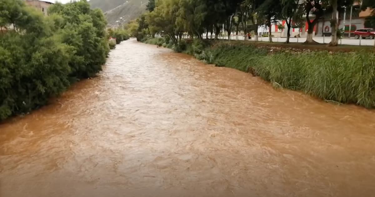 Río Higueras pone en riesgo a 10 centros poblados en Huánuco