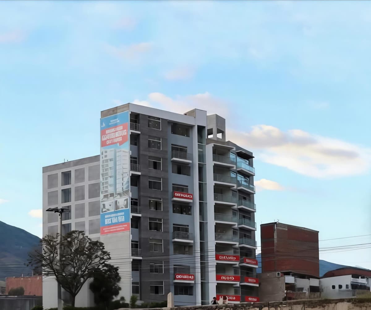 Embargan inmueble vinculado a Luzmila Templo por millonaria disputa del edificio Calicanto