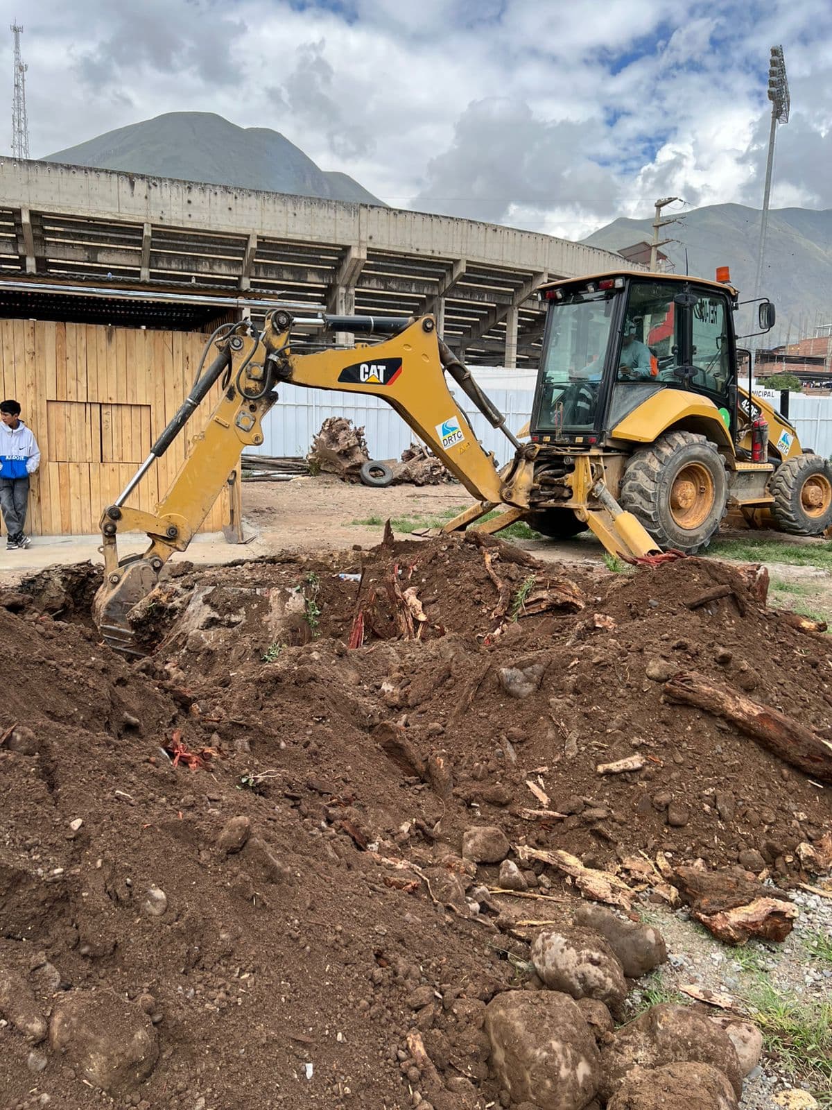 Gorehco interviene colegio Pedro Sánchez Gavidia para acondicionar área de módulos