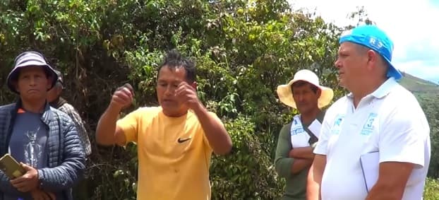 Esteban Pabletich recorre Mancapozo y comunidades rurales aisladas y en emergencia por las lluvias en Amarilis 